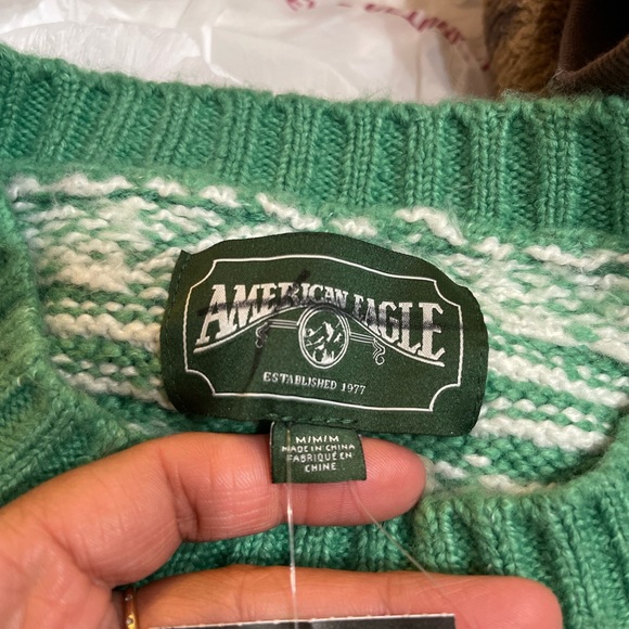 American Eagle cozy winter sweater - Picture 2 of 4